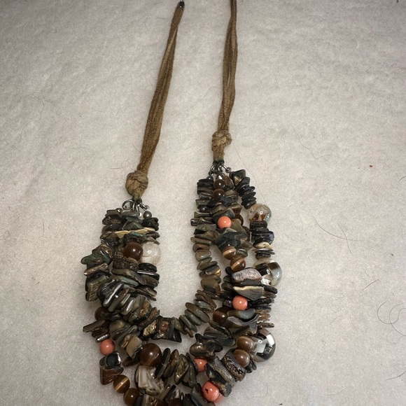 Boho Mineral Shell Tiered Necklace - Picture 7 of 8
